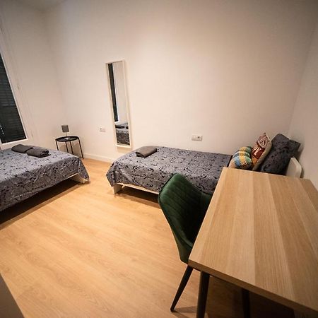 By Universitat Rooms Barselona Dış mekan fotoğraf